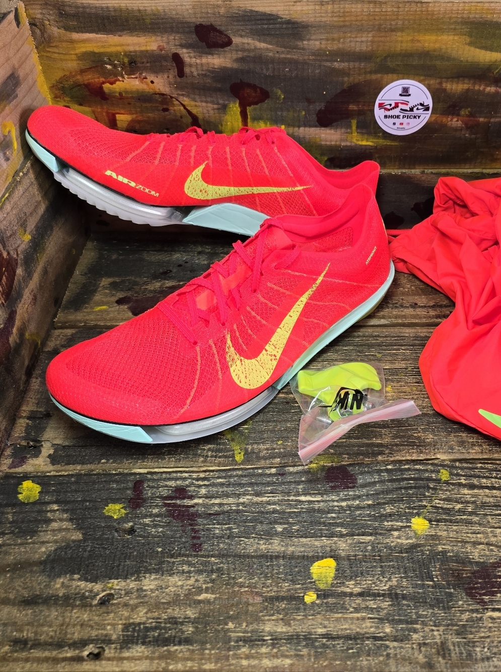 Nike Air Zoom Victory 2 Spikes Bright Crimson Lime Blast Mens Size 11 FD8411-600